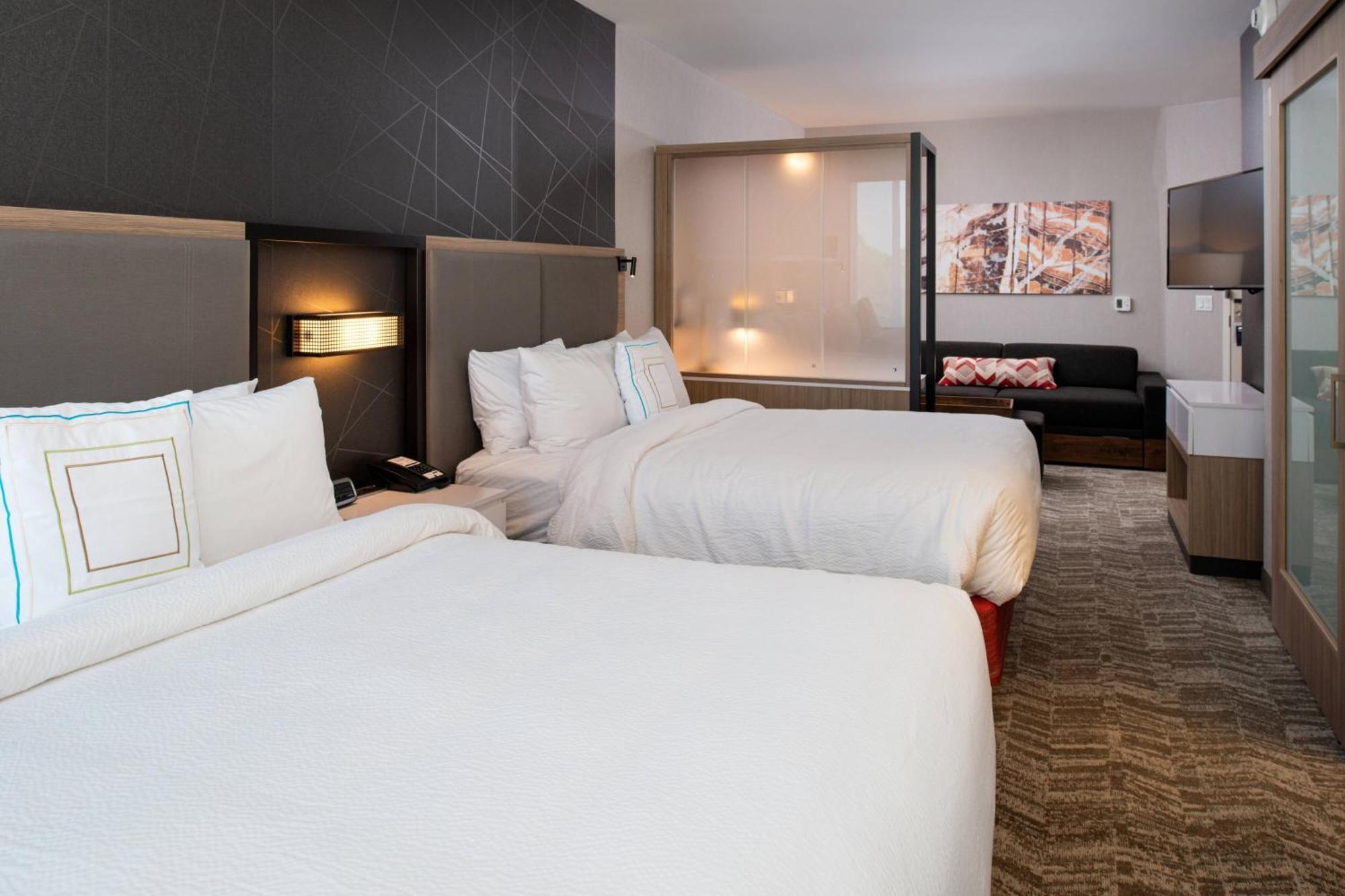 Springhill Suites By Marriott Kansas City Northeast Exterior photo